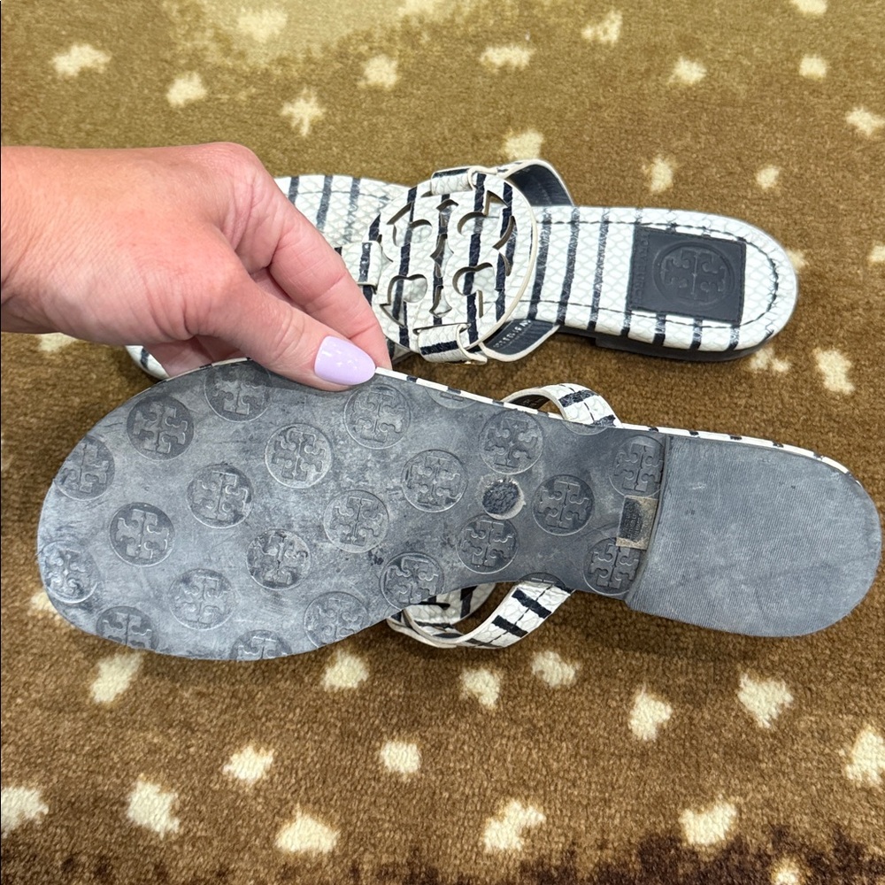 Tory Burch Miller Sandals size 8 - Picture 3 of 3